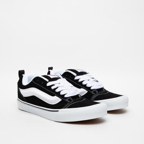 KNU SKOOL BLACK/TRUE WHITE UNISEX LEATHER SNEAKERS