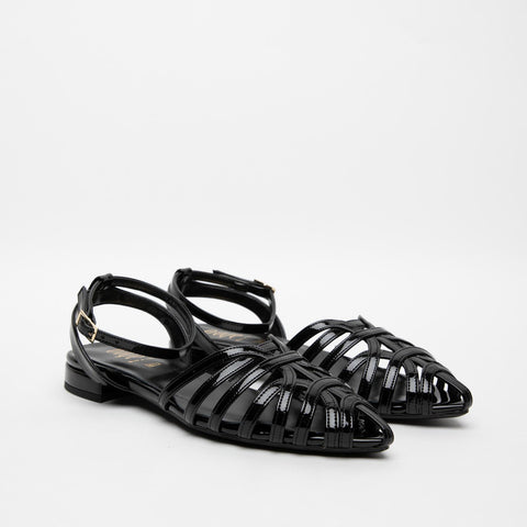 WOMEN'S BLACK SLINGBACK IN LACQUERED LEATHER